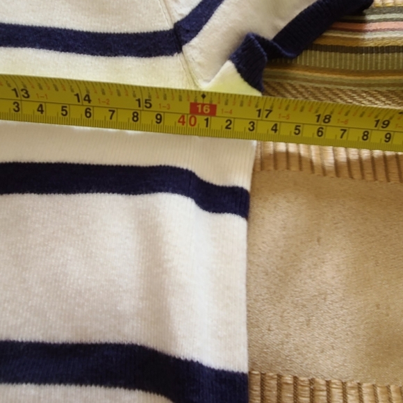 Peplum short sleeve sweater top - Picture 8 of 11